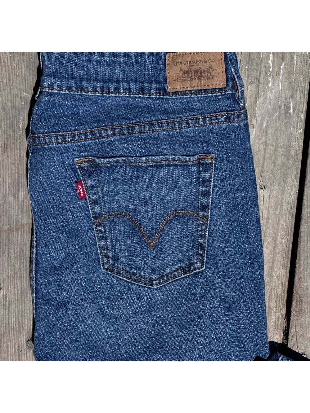 Levi's Jeans Genuinely Crafted slender boot cut 526 size 12 medium flower pocket - Picture 8 of 13